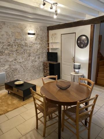 Vacances En Pouilly Fume Екстериор снимка